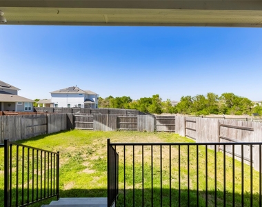 113 Riverhill Dr - Photo Thumbnail 35