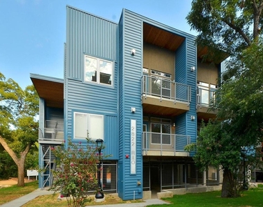 2822 Rio Grande St - Photo Thumbnail 25