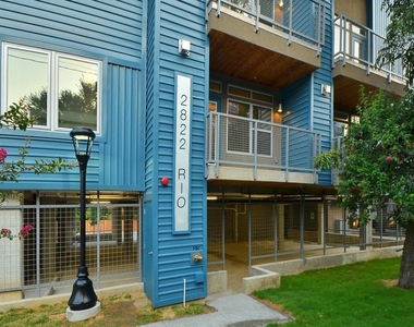 2822 Rio Grande St - Photo Thumbnail 24