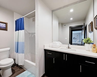 3301 Red River St - Photo Thumbnail 17