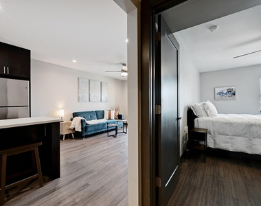 3301 Red River St - Photo Thumbnail 13