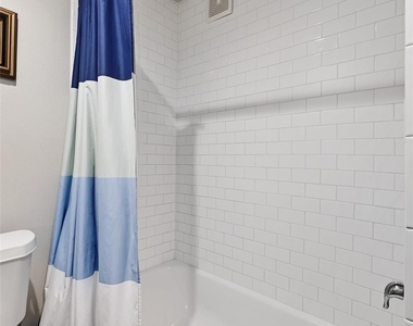 3301 Red River St - Photo Thumbnail 19