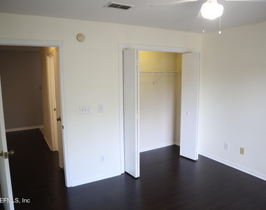 7701 Timberlin Park Boulevard - Photo Thumbnail 14