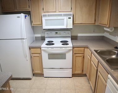 7701 Timberlin Park Boulevard - Photo Thumbnail 2