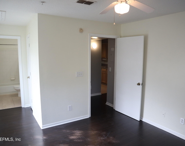 7701 Timberlin Park Boulevard - Photo Thumbnail 13