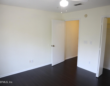 7701 Timberlin Park Boulevard - Photo Thumbnail 15
