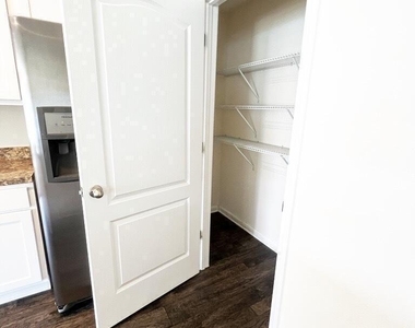 12024 Sea Grove Place - Photo Thumbnail 16