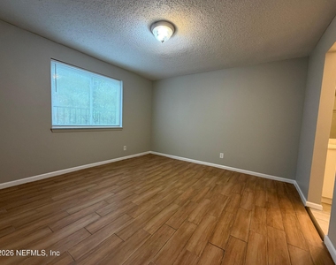 3864 La Mirada Drive - Photo Thumbnail 16