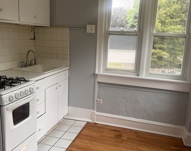1155 N Saint Johns Avenue - Photo Thumbnail 3