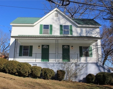 11 Liberty Street - Photo Thumbnail 2