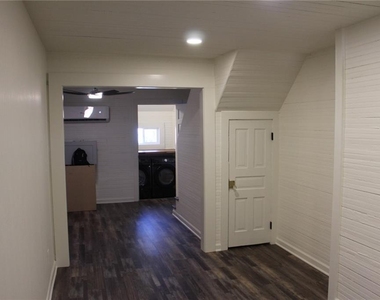 11 Liberty Street - Photo Thumbnail 8