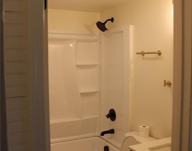 11 Liberty Street - Photo Thumbnail 19