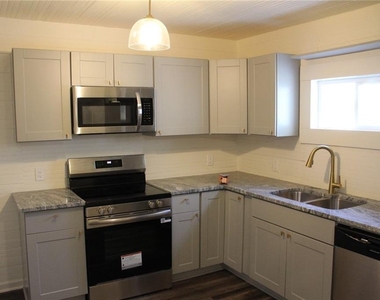 11 Liberty Street - Photo Thumbnail 16