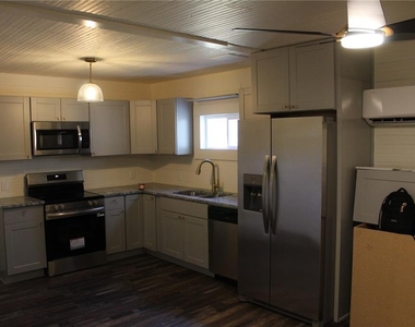11 Liberty Street - Photo Thumbnail 14