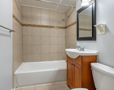 3108 N Saint Louis Avenue - Photo Thumbnail 18