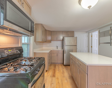 3108 N Saint Louis Avenue - Photo Thumbnail 9