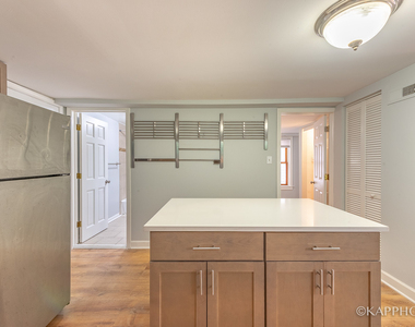 3108 N Saint Louis Avenue - Photo Thumbnail 10