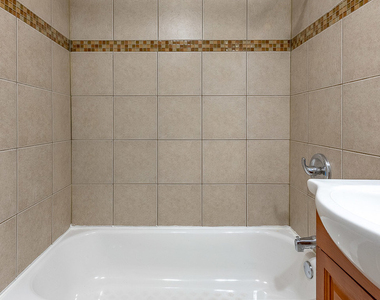 3108 N Saint Louis Avenue - Photo Thumbnail 19