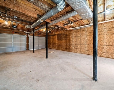 228 Hawkins Farm Circle - Photo Thumbnail 32