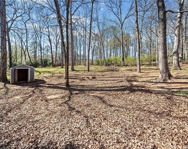 228 Hawkins Farm Circle - Photo Thumbnail 39