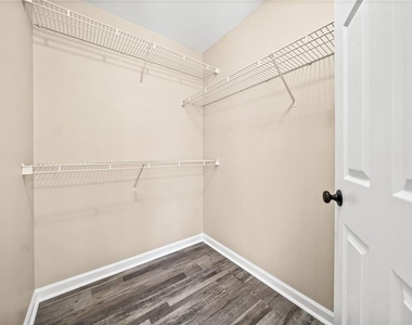 228 Hawkins Farm Circle - Photo Thumbnail 22