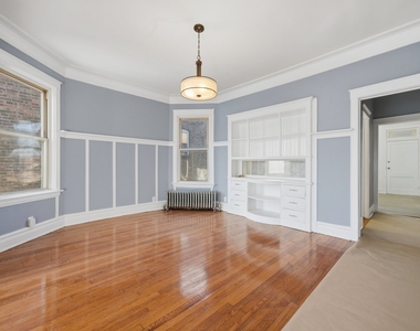 7442 S Langley Avenue - Photo Thumbnail 1