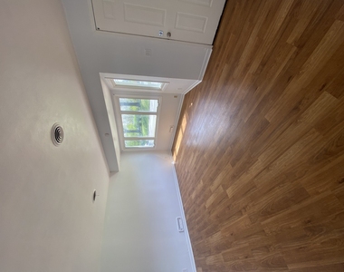 1414 Central Avenue - Photo Thumbnail 2