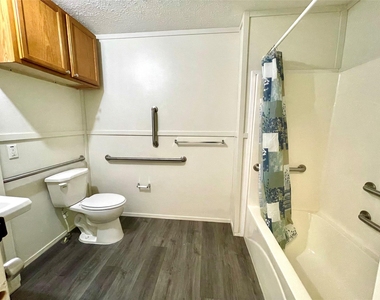 71 Woodrow St 71 - Photo Thumbnail 10