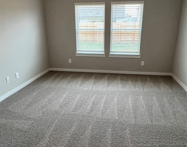 14330 Azalea Tree Dr - Photo Thumbnail 18