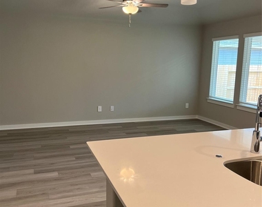 14330 Azalea Tree Dr - Photo Thumbnail 4