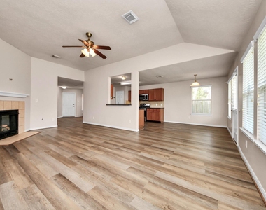 1818 Fergus Park Court - Photo Thumbnail 24