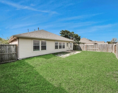 1818 Fergus Park Court - Photo Thumbnail 7