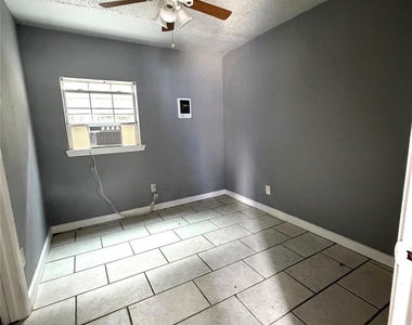 7018 1/2 Avenue F - Photo Thumbnail 7