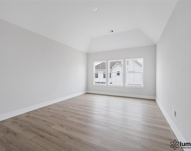 6702 Metro Boulevard - Photo Thumbnail 19