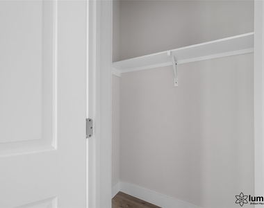 6702 Metro Boulevard - Photo Thumbnail 15