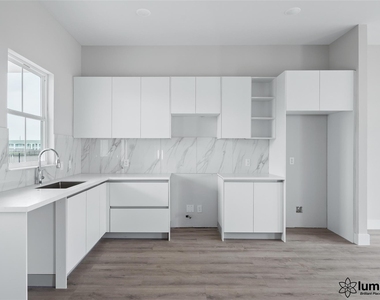 6702 Metro Boulevard - Photo Thumbnail 9
