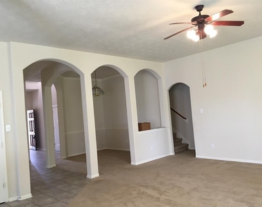 7827 Iris Glen Lane - Photo Thumbnail 16