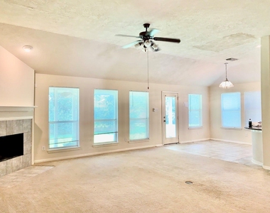 7827 Iris Glen Lane - Photo Thumbnail 2