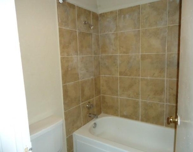 12500 Sandpiper Drive - Photo Thumbnail 9
