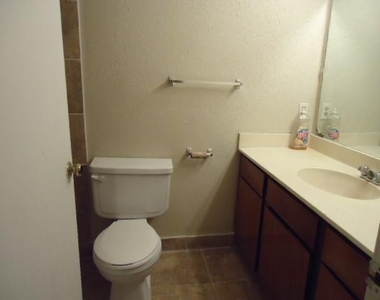 12500 Sandpiper Drive - Photo Thumbnail 6