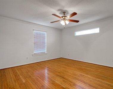 905 Kern Street - Photo Thumbnail 13