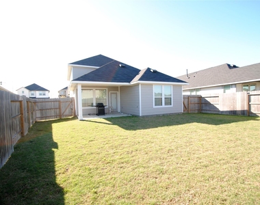 7143 Clearwater Cove Drive - Photo Thumbnail 21