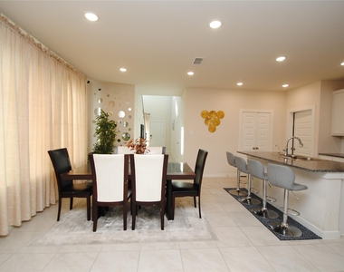 7143 Clearwater Cove Drive - Photo Thumbnail 10