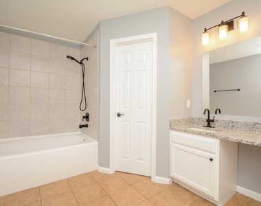 6418 Waldron Drive - Photo Thumbnail 12