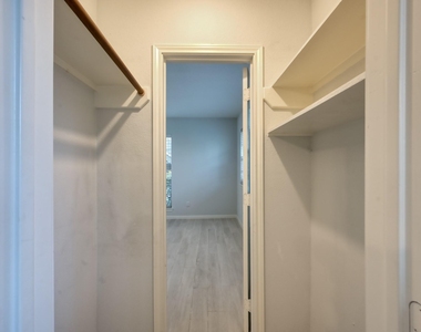 1860 White Oak Drive - Photo Thumbnail 27