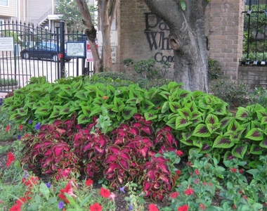 1860 White Oak Drive - Photo Thumbnail 1
