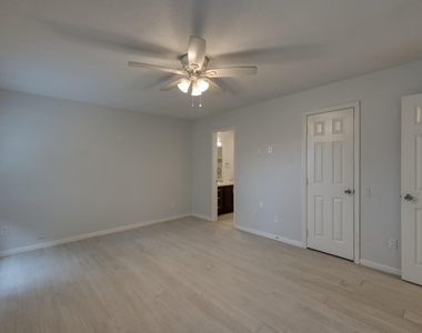 1860 White Oak Drive - Photo Thumbnail 26