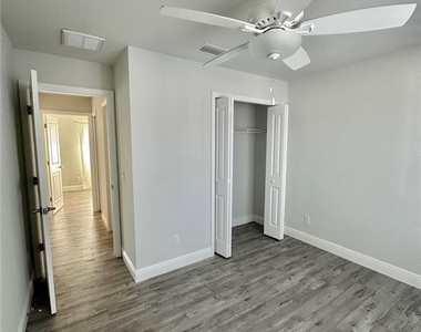 2017 Lovoy Court - Photo Thumbnail 10