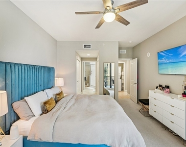 5781 Cape Harbour Drive - Photo Thumbnail 20
