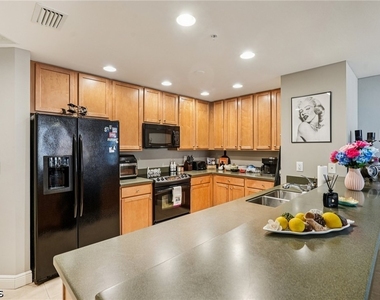 5781 Cape Harbour Drive - Photo Thumbnail 10